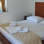 Zest @ Xi Apartman Lixúri